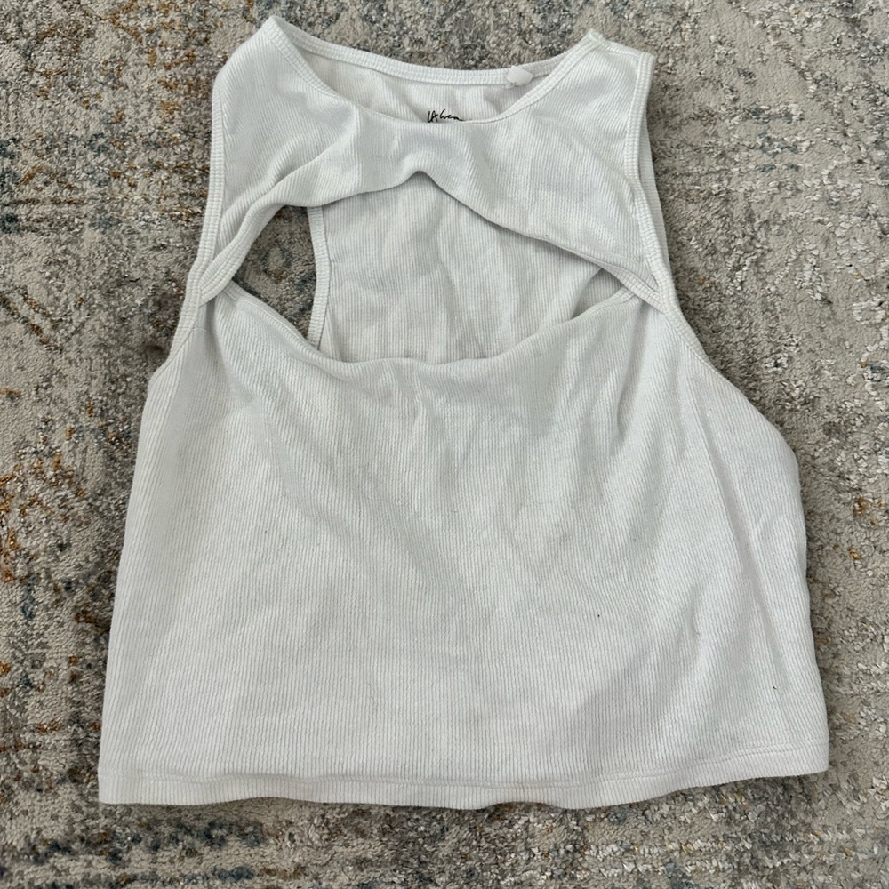 Cute whit pacsun top